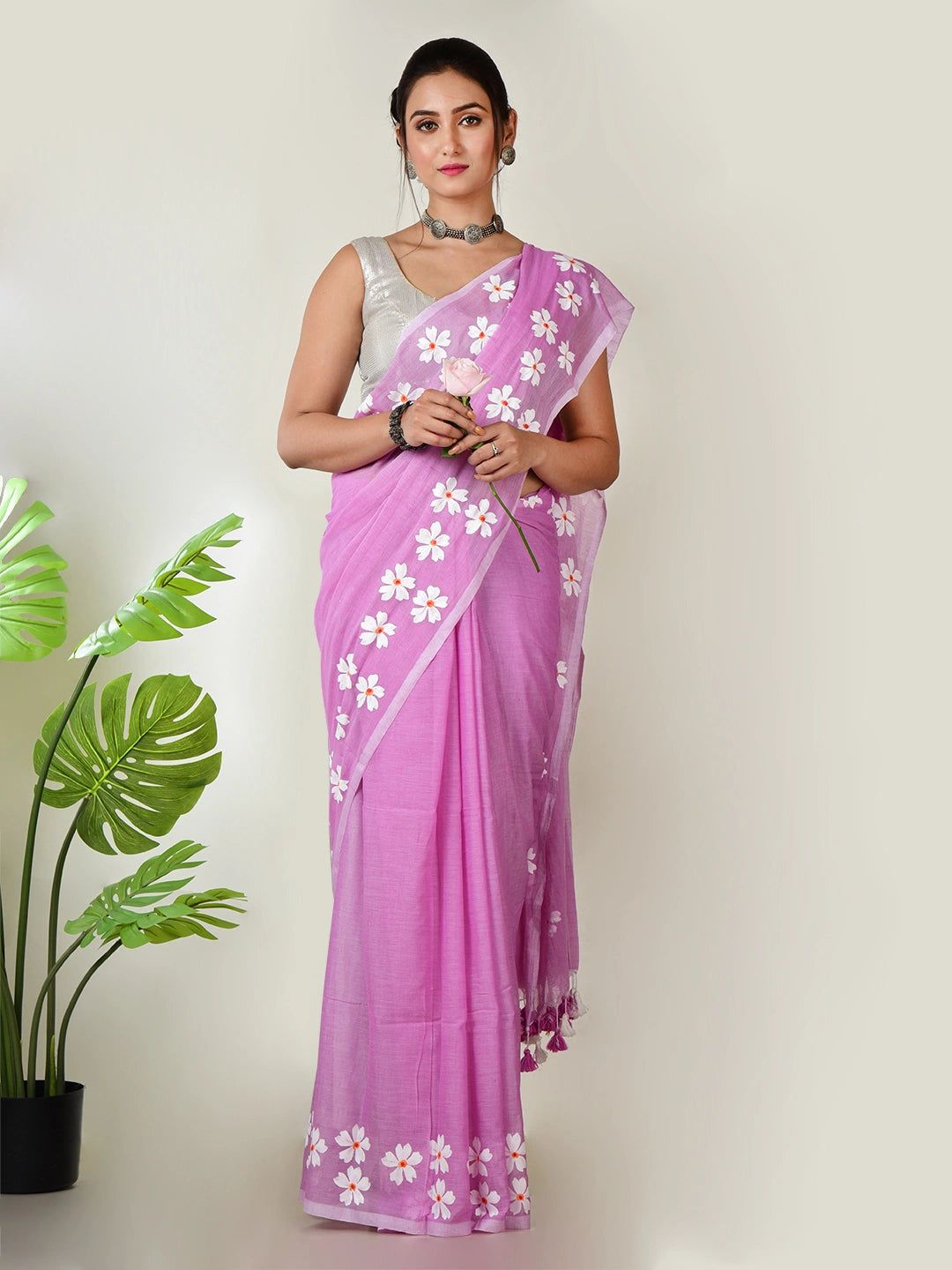 Gulabi Shaam | Dusty Pink Handloom Cotton Saree With Delicate Handcrafted Floral Art