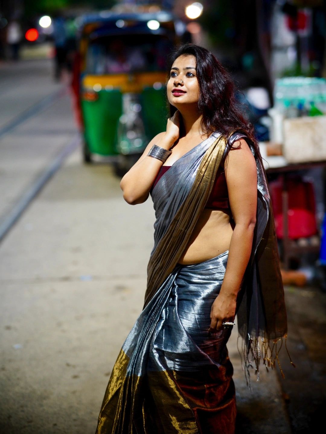 Swarna Chaand | Gold & Silver Handloom Tissue Saree By Poonam image 2