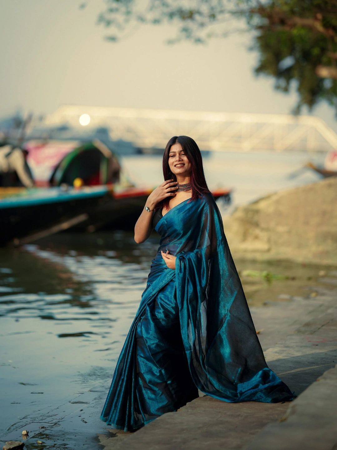 Turquoise Fleur | Turquoise Blue Handloom Tissue Saree image 2