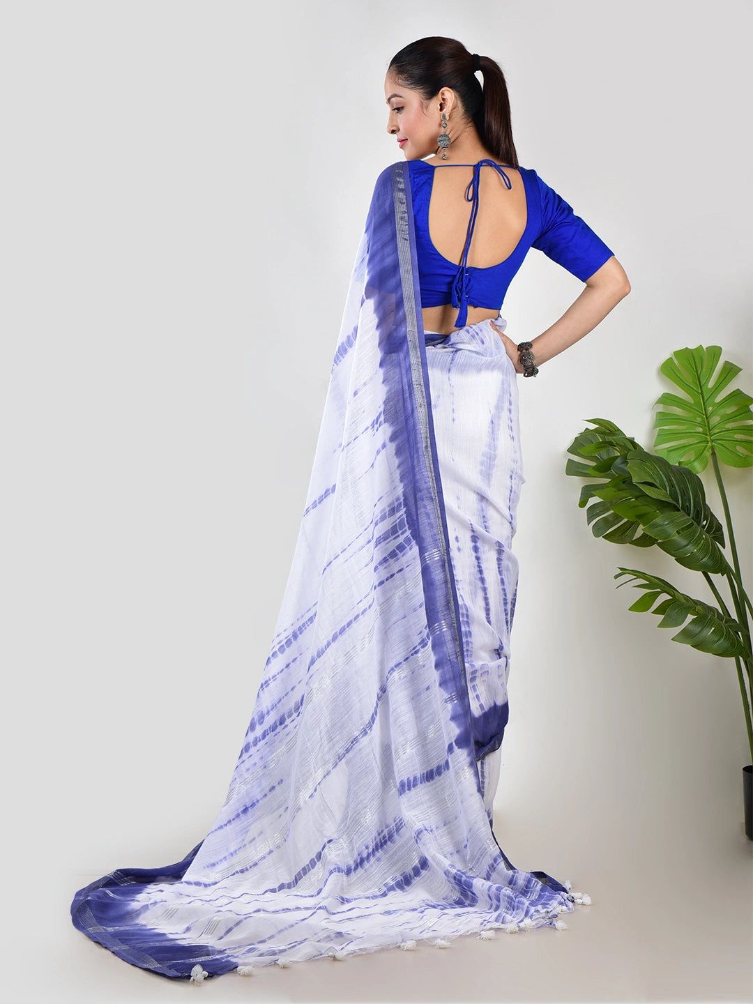 Megh Neela | Blue Handloom Mul Cotton Saree image 3