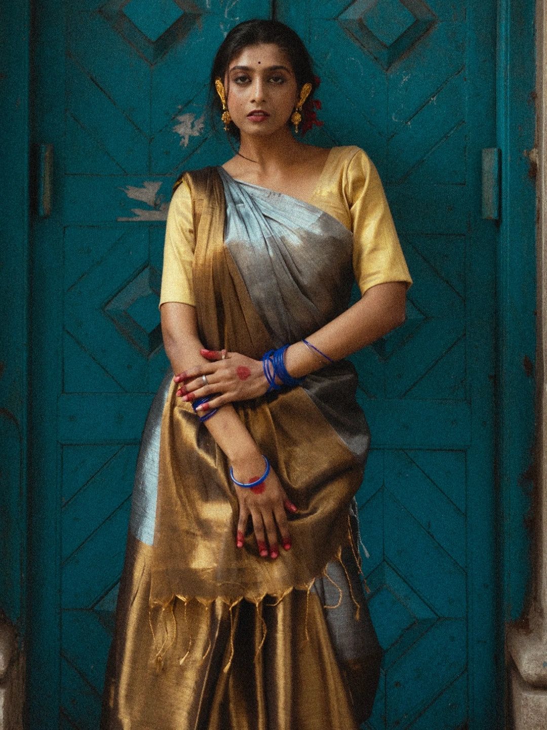 Swarna Chaand | Gold & Silver Handloom Tissue Saree By Antra image 3