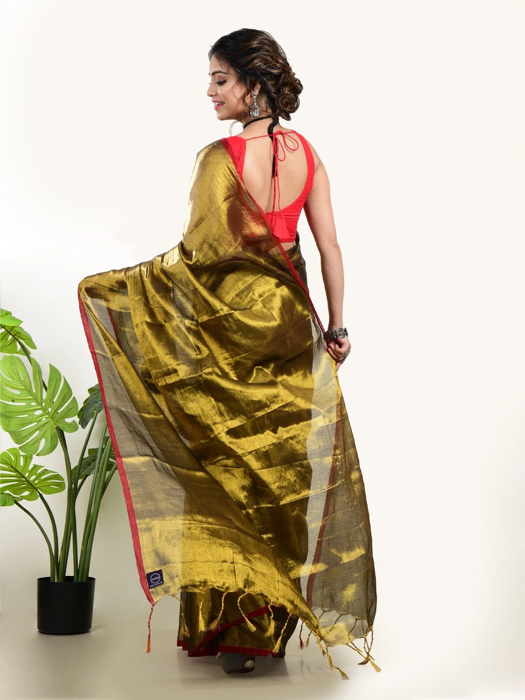 Sunehri Kiran | Gold Handloom Tissue Saree image 3