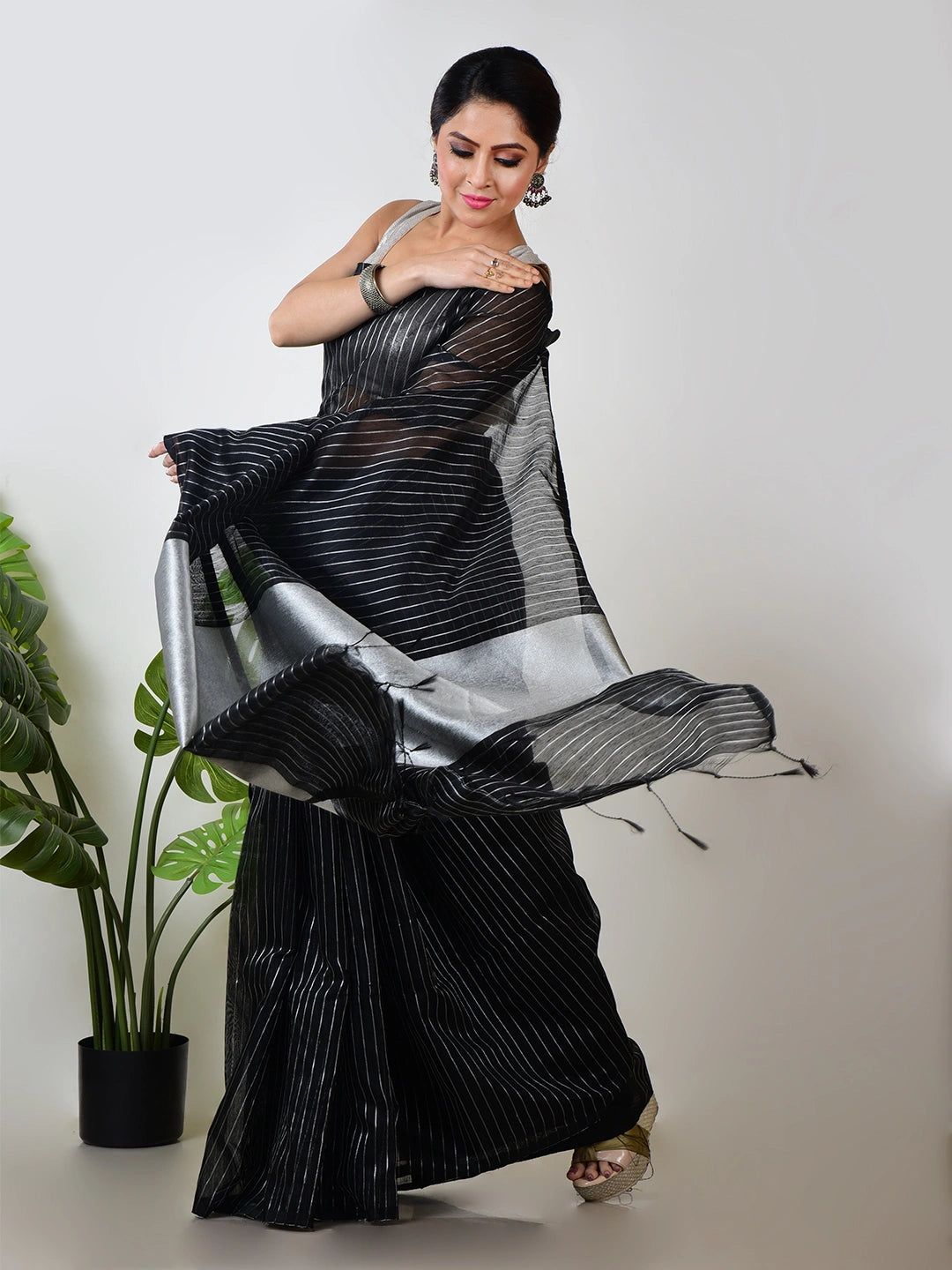Nritya Nupur | Black Handloom Linen Saree With White Zari Stripe image 4