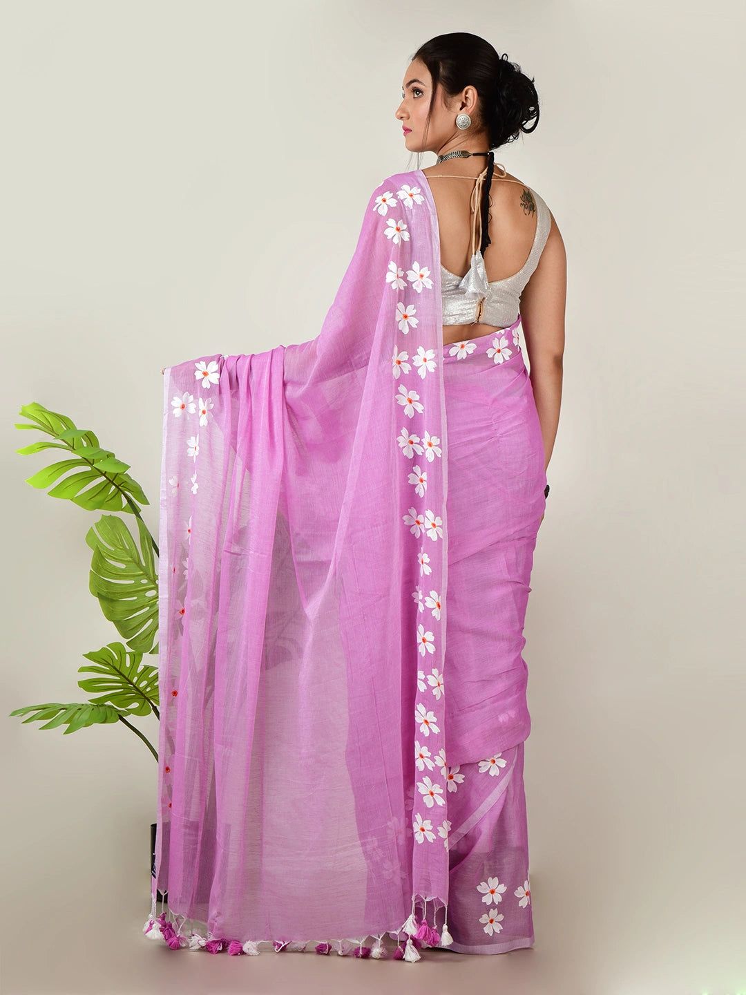Gulabi Shaam | Dusty Pink Handloom Cotton Saree With Delicate Handcrafted Floral Art image 4