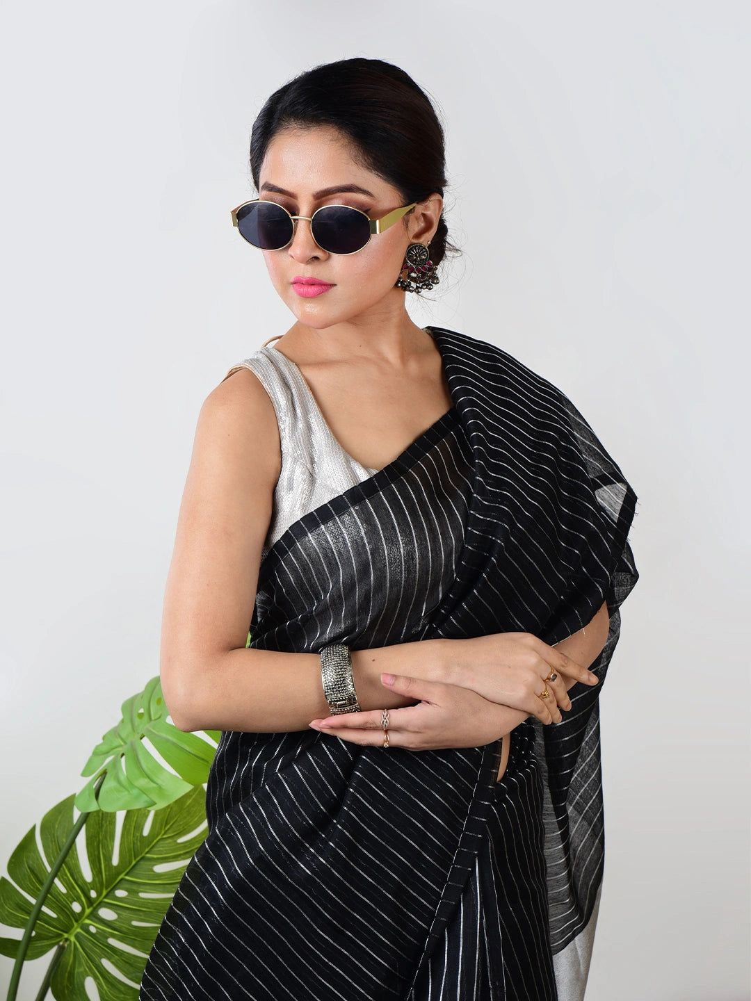 Nritya Nupur | Black Handloom Linen Saree With White Zari Stripe image 5