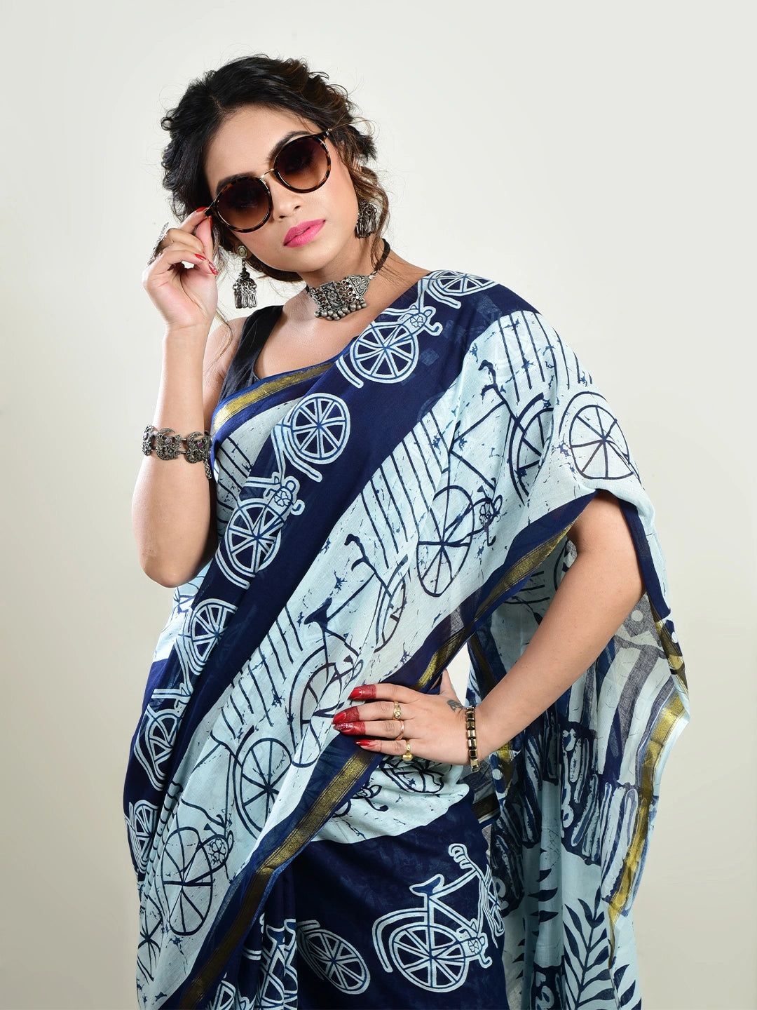 Prakriti | Cotton Handloom Indigo Saree image 5