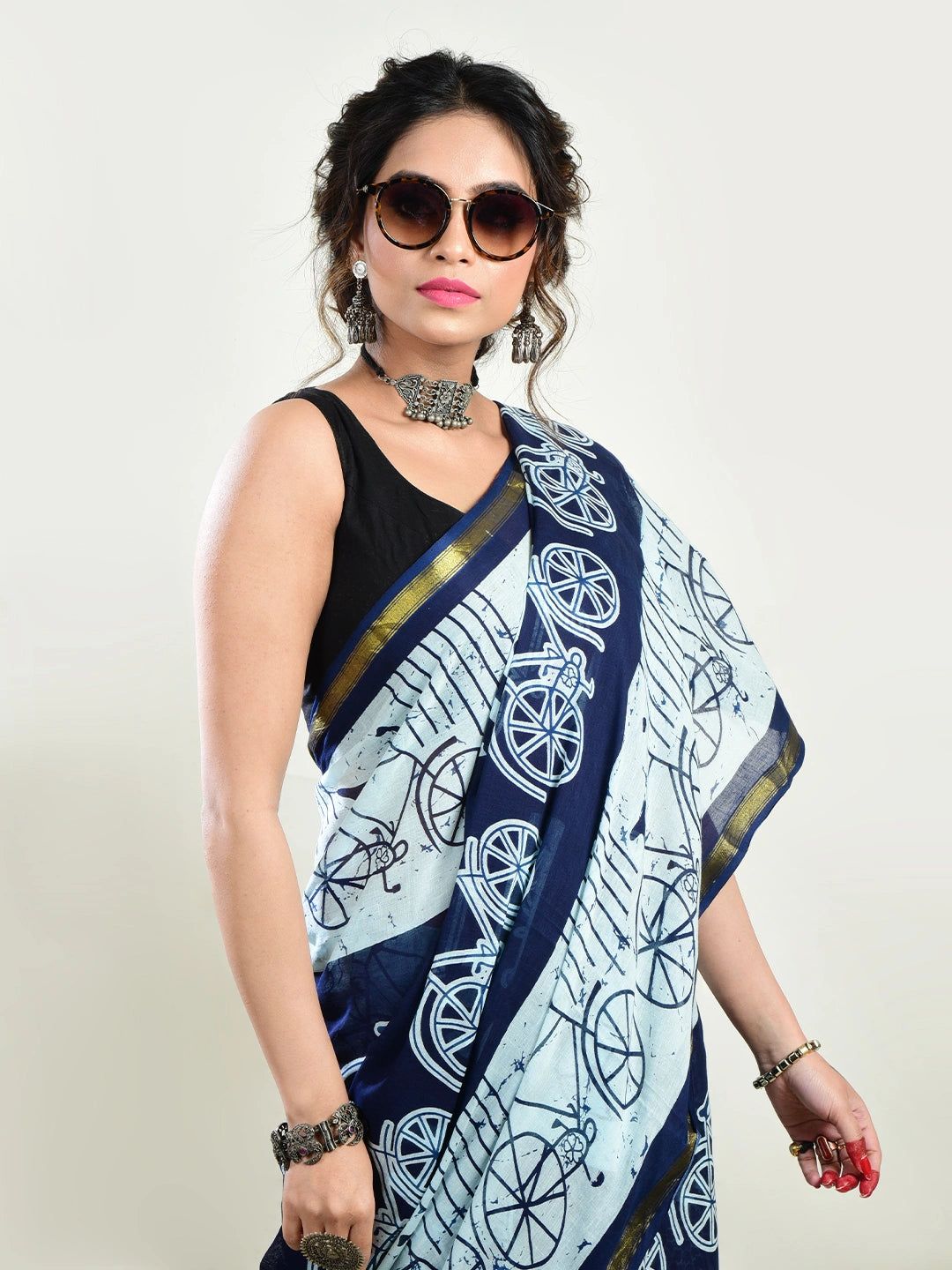 Prakriti | Cotton Handloom Indigo Saree image 6