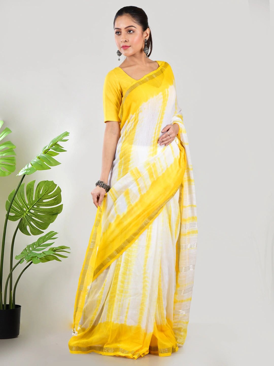 Sooraj Leher | Yellow Handloom Mul Cotton Saree image 6