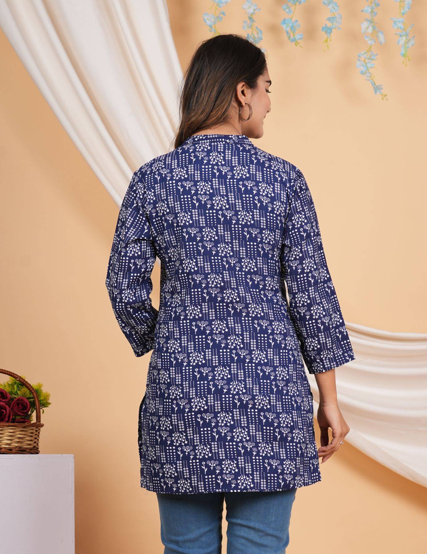 Aarti Fashion Women Printed Blue Kurti image 2