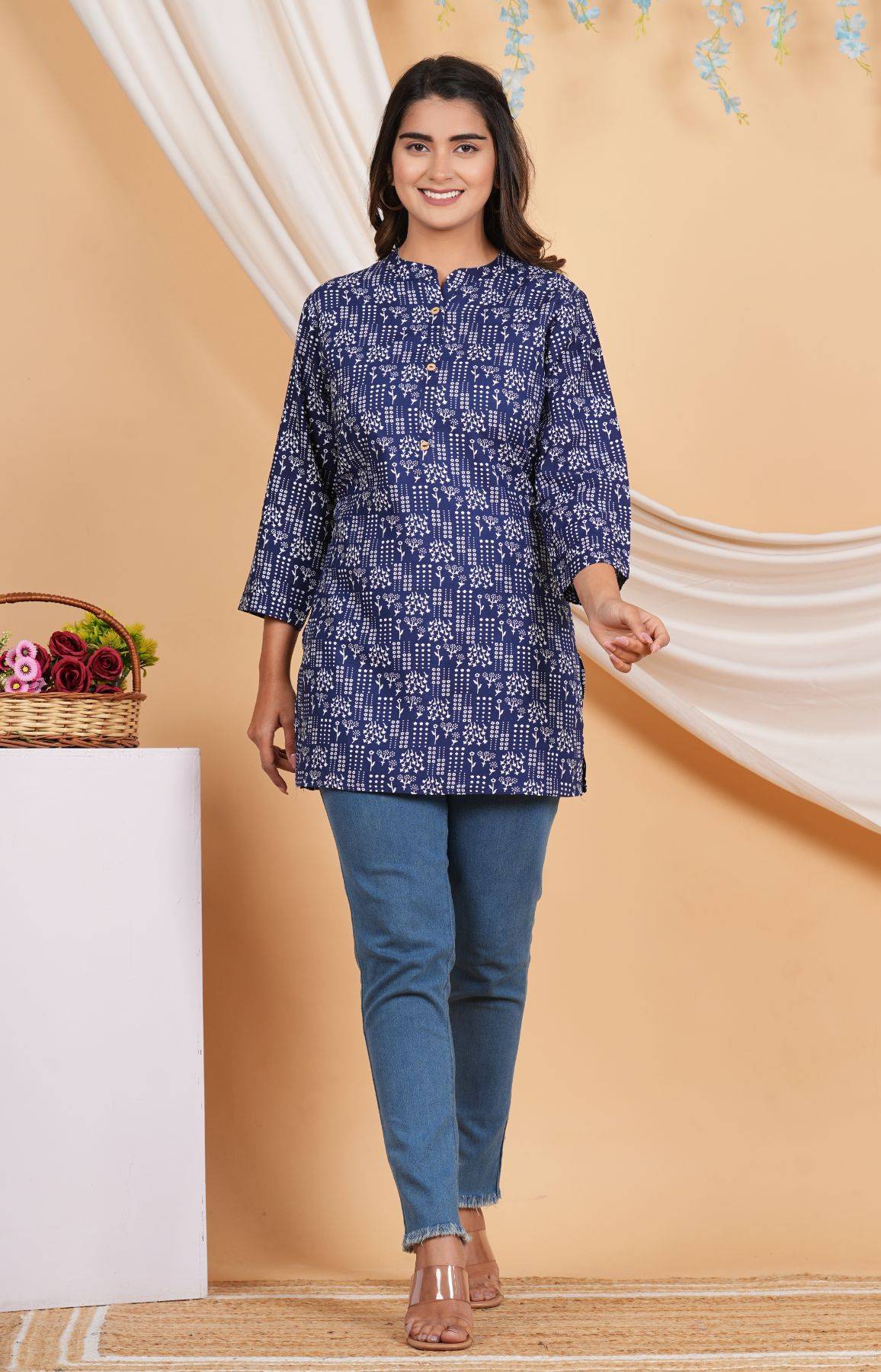 Aarti Fashion Women Printed Blue Kurti image 5