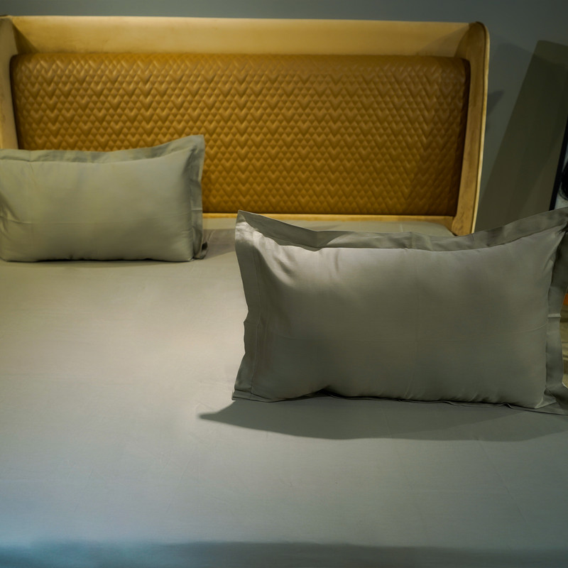 Sage Green Oasis Bed Sheet- King-274.32cmx274.32cm-500 Thread Count image 2