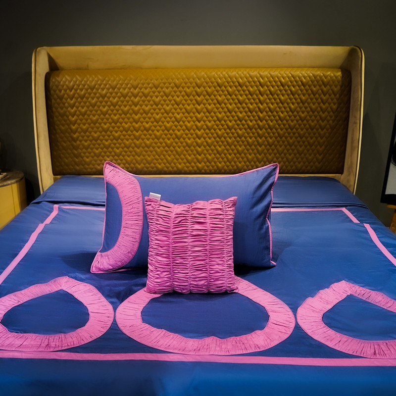 Teardrop Elegance Majestic Sapphire Bed Sheet- King-274.32cmx274.32cm-300 Thread Count image 3