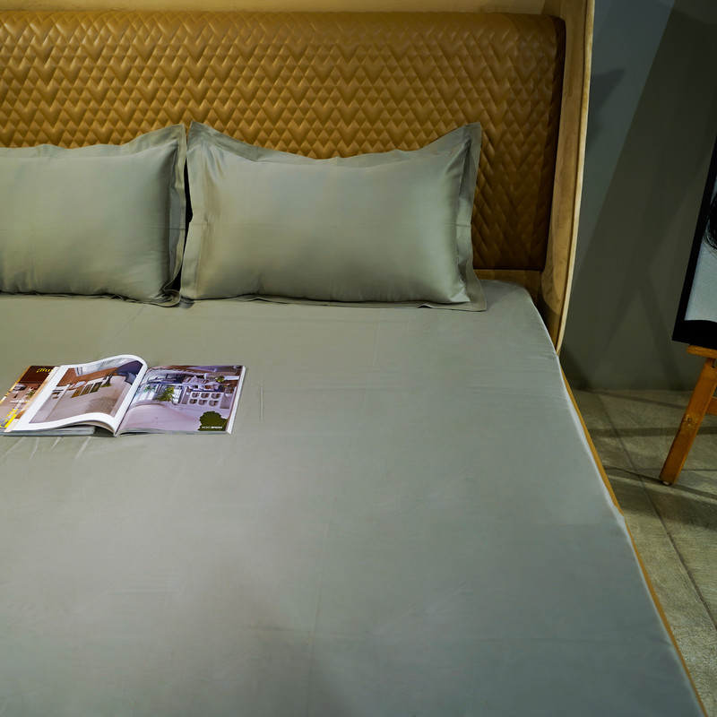Sage Green Oasis Bed Sheet- King-274.32cmx274.32cm-300 Thread Count image 4