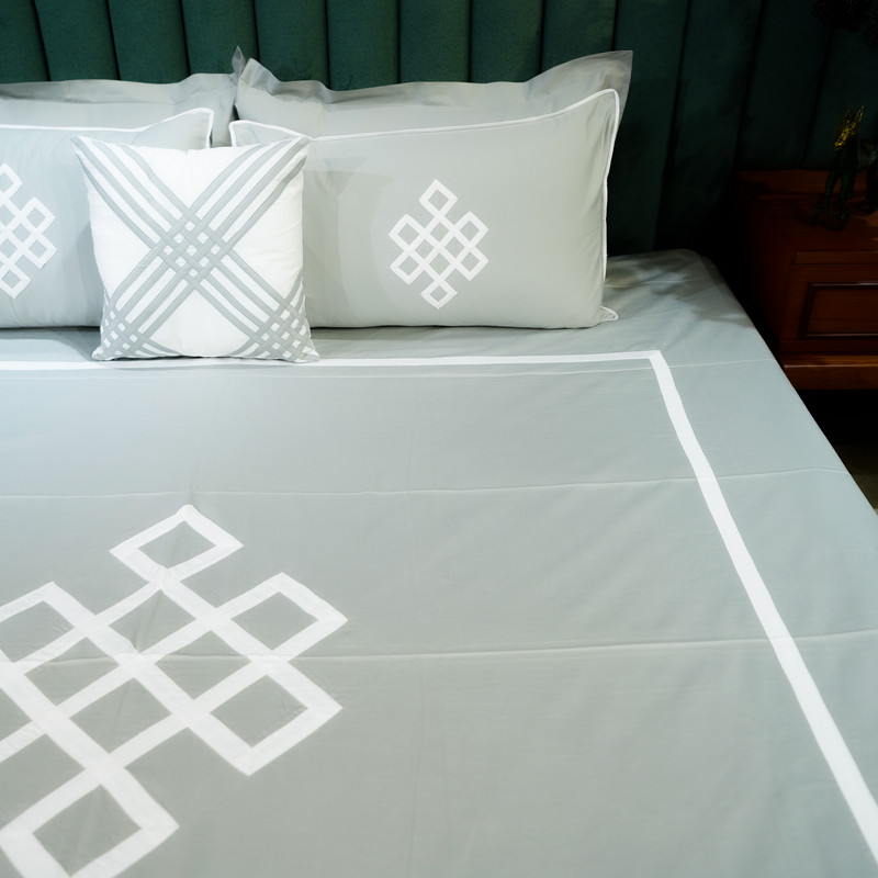 Abstract Fusion Silver Mist Bed Sheet- Queen-228.6cmx259.08cm-500 Thread Count image 4