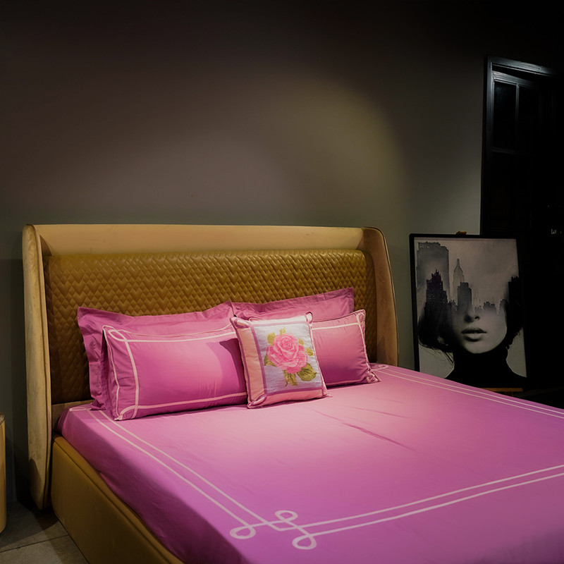 Tranquil Curve Rose Quartz Bed Sheet- King-274.32cmx274.32cm-300 Thread Count image 4