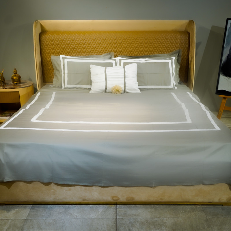 Opulent Edge Mystic Moss Bed Sheet- Queen-228.6cmx259.08cm-300 Thread Count image 4