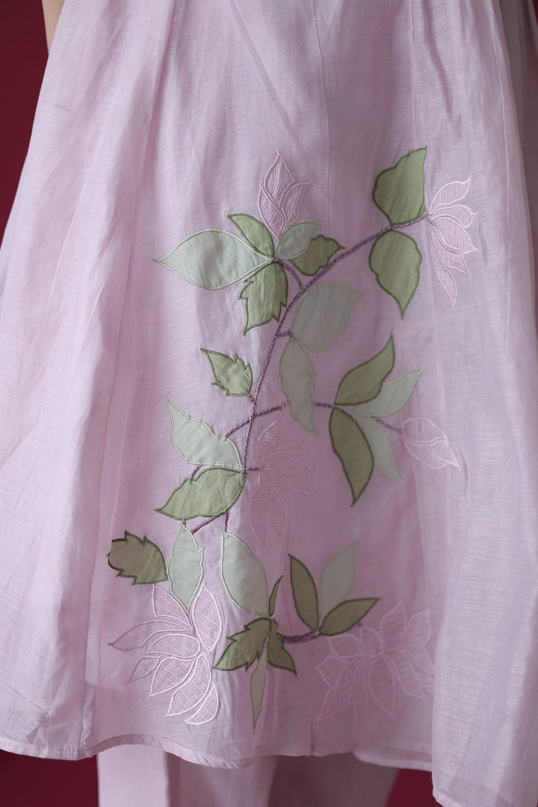 Lilac Vine image 5