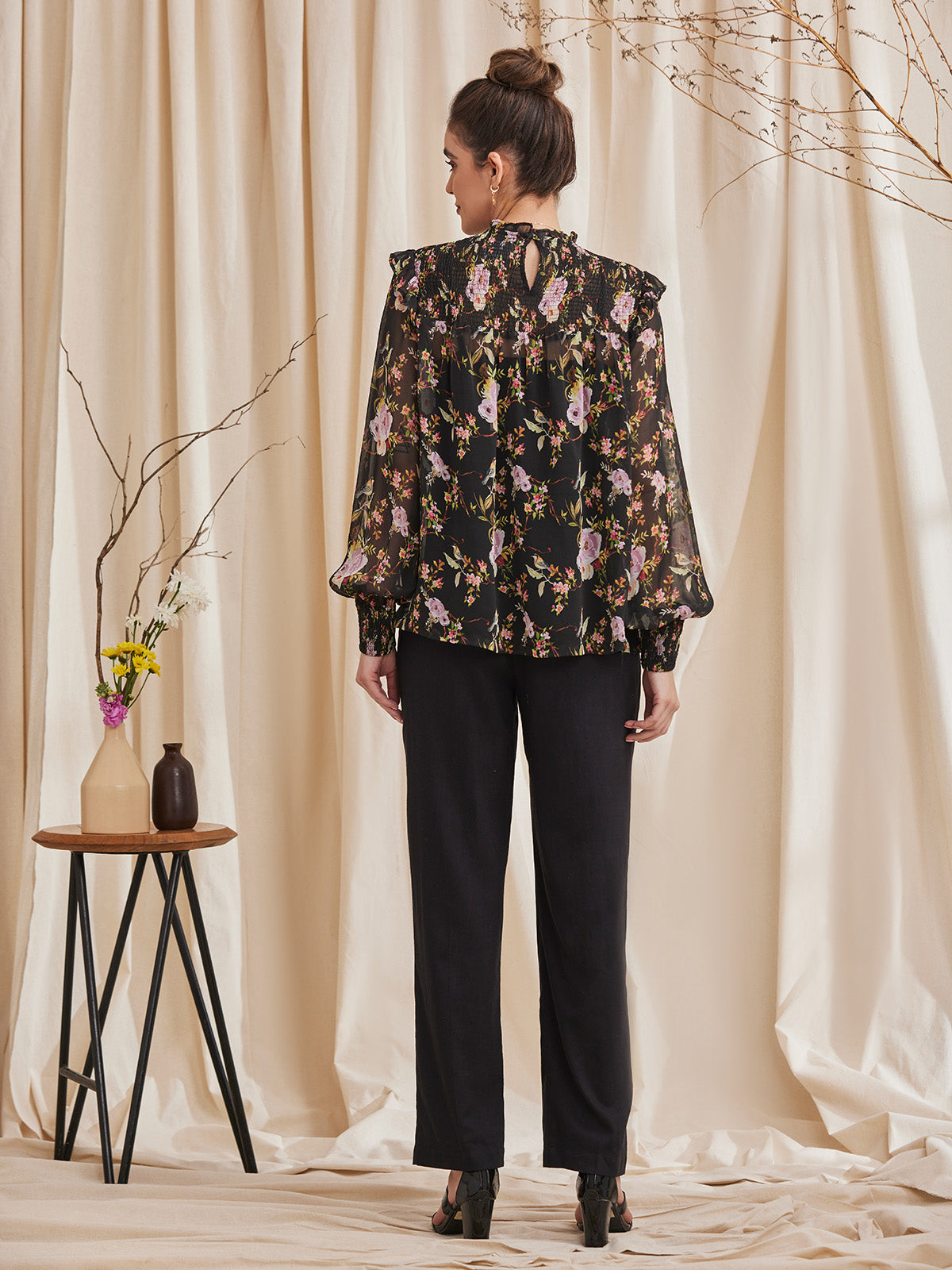 Gardenia - Viscose Georgette Printed Top With Smocking image 4