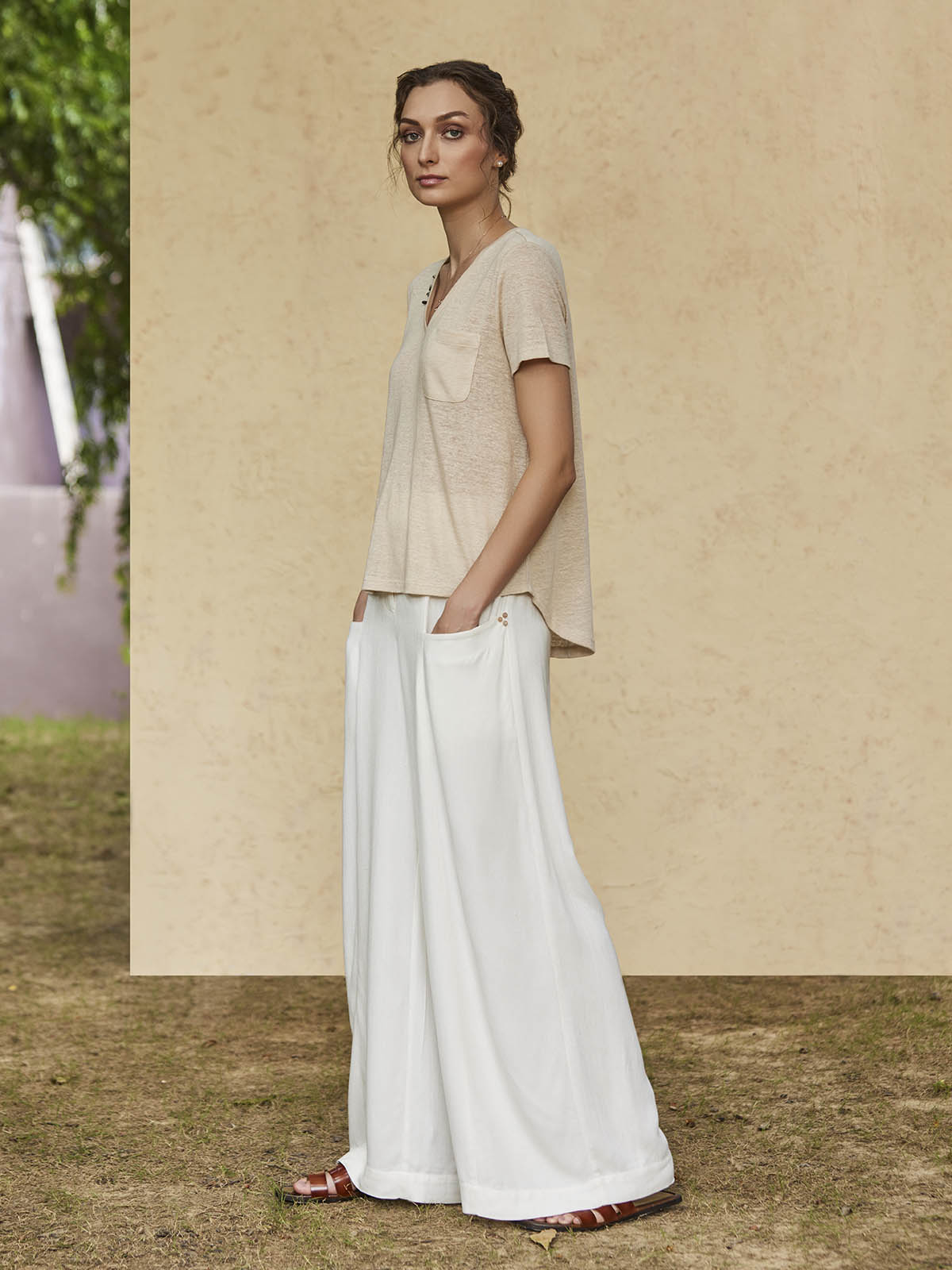 Rafaela - Casual Organic Linen T-shirt image 3