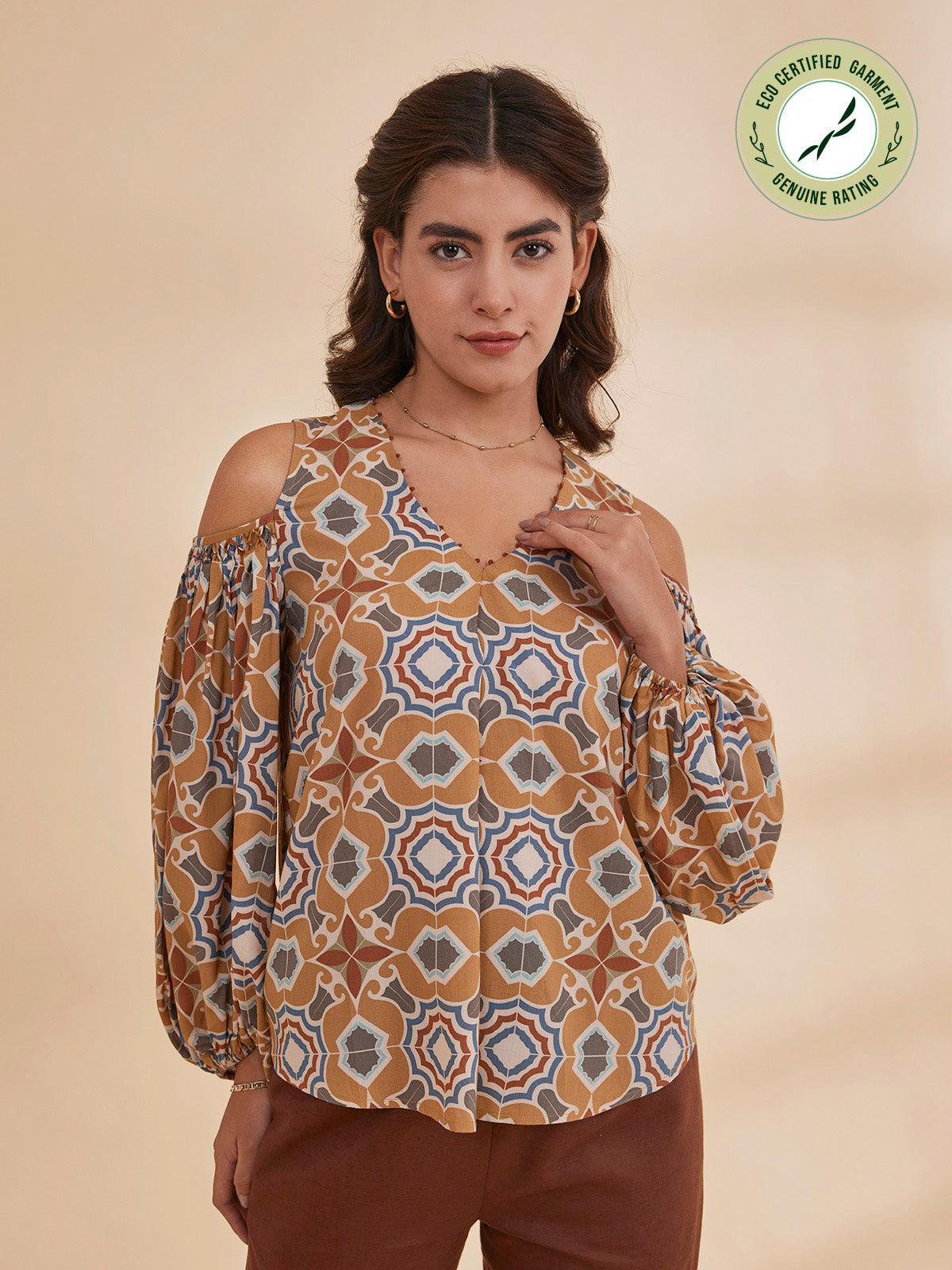 Syrah - Organic Bamboo Cold Shoulder Top image 4