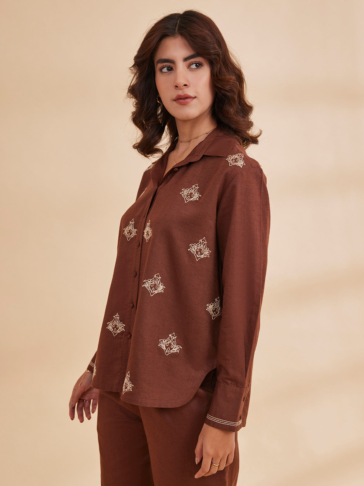 Allara - Motif Embroidered Linen Shirt image 8