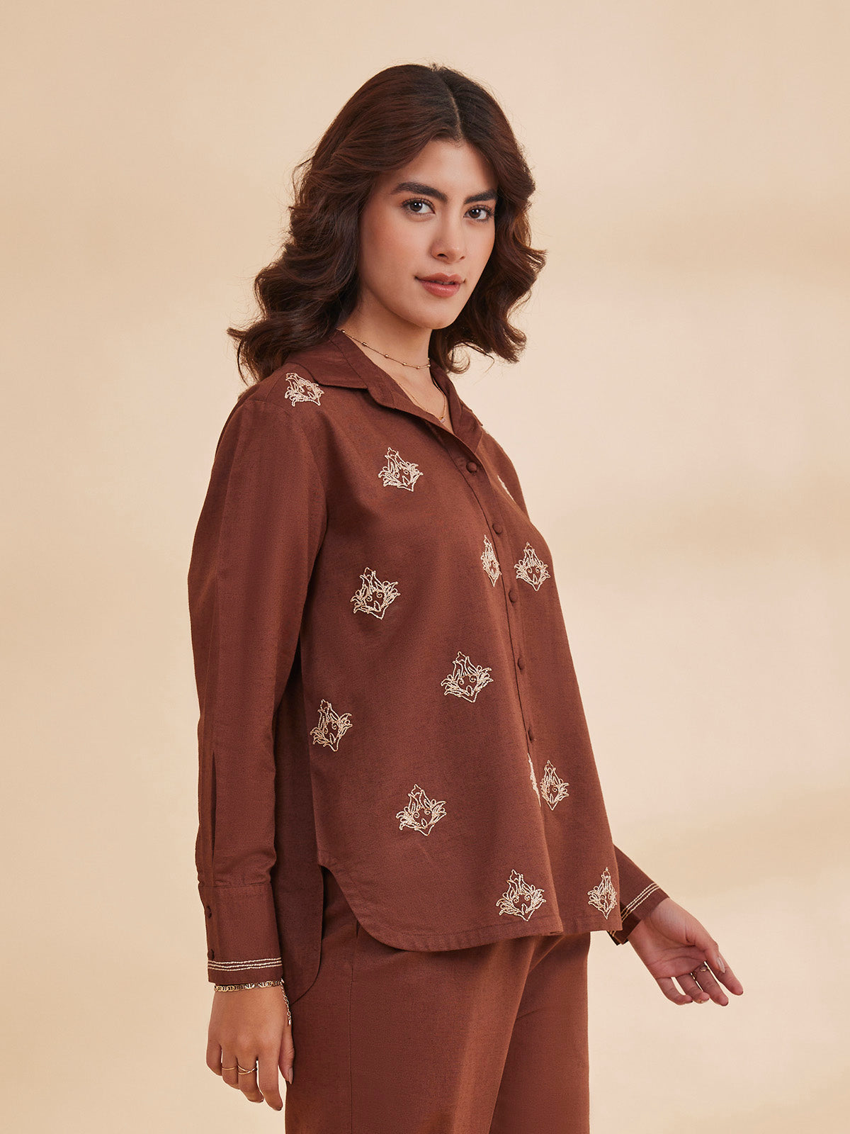 Allara - Motif Embroidered Linen Shirt image 9