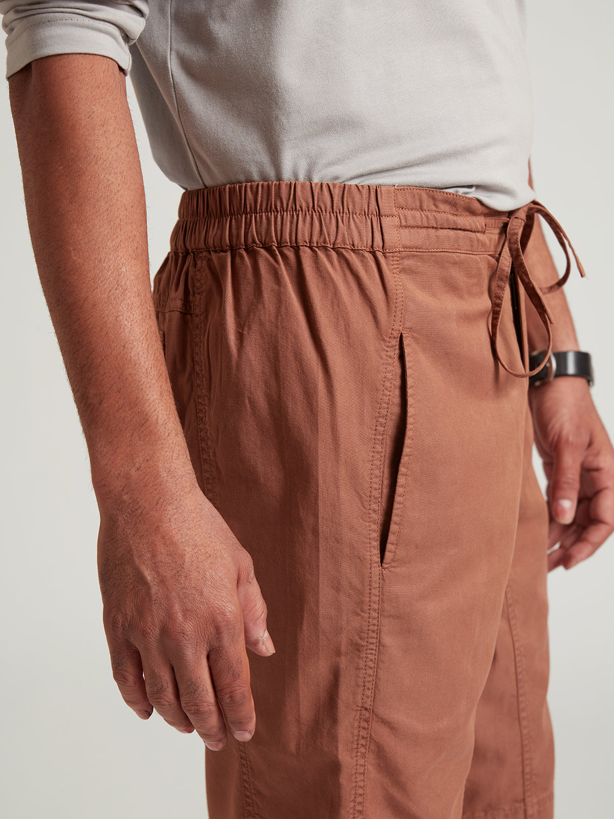 Faer - Stylish & Rugged Organic Cotton Shorts image 4
