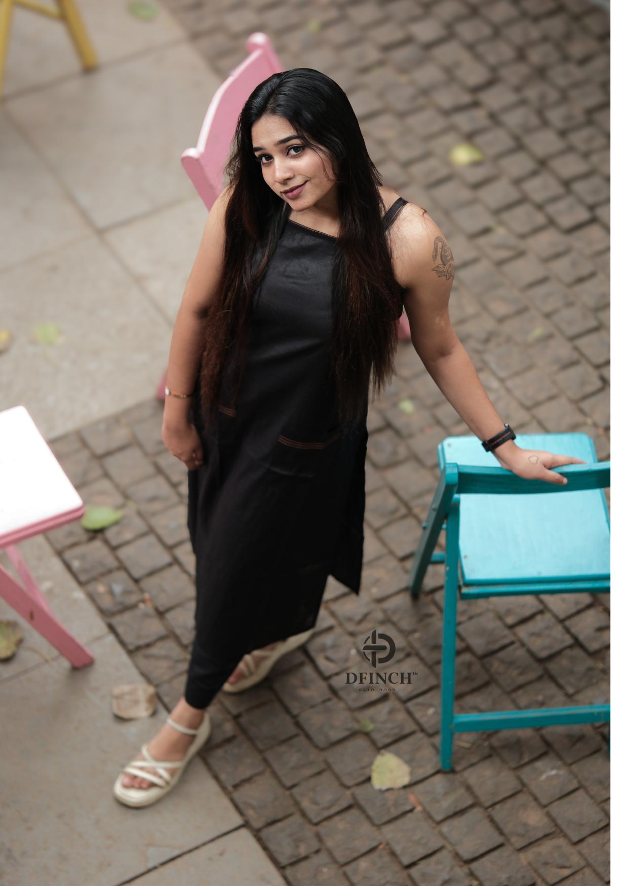 Women's Black Sleeveless Rayon Kurta With Palazzo Trousers image 6