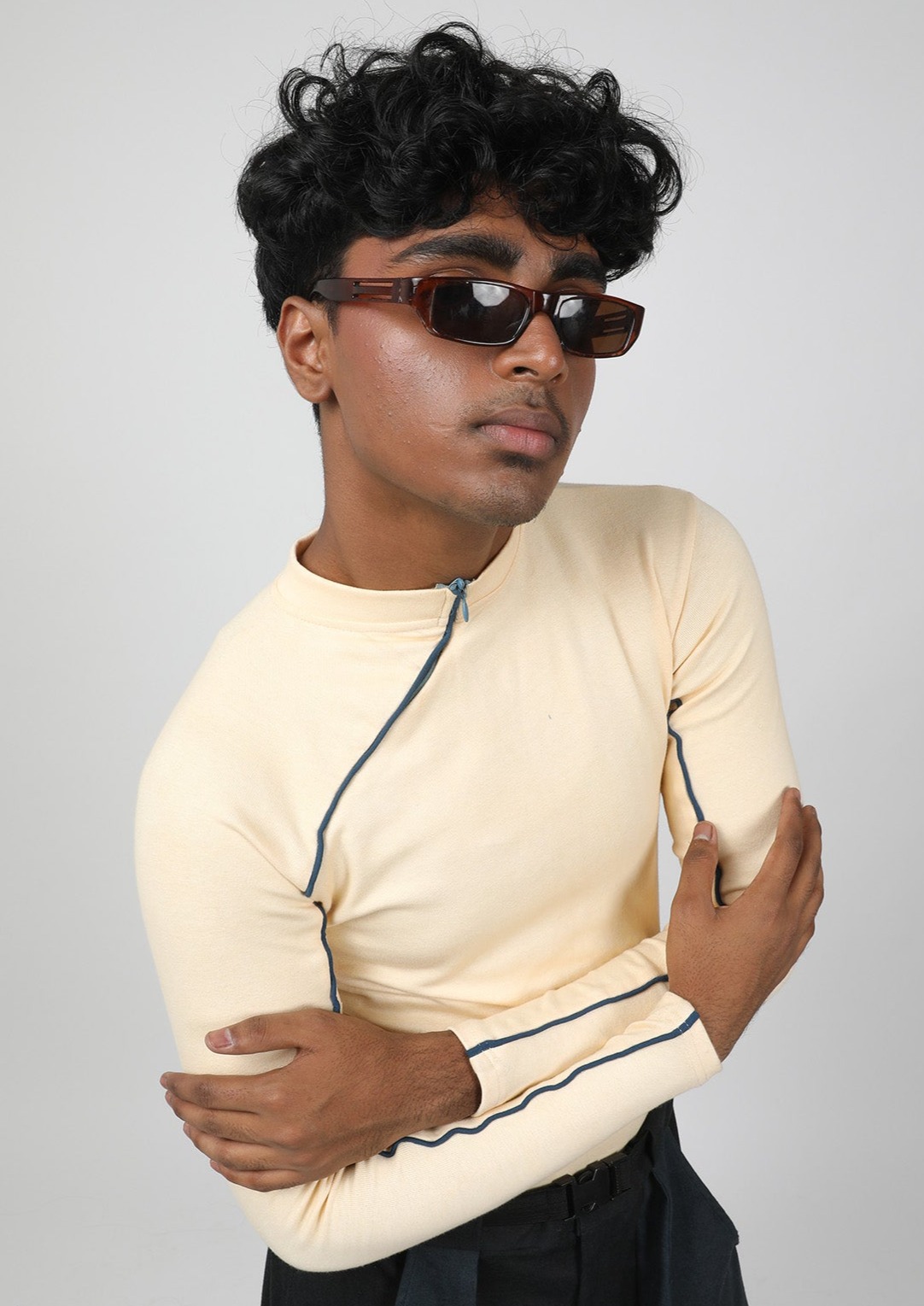 Creamy Coal Zip Top image 4