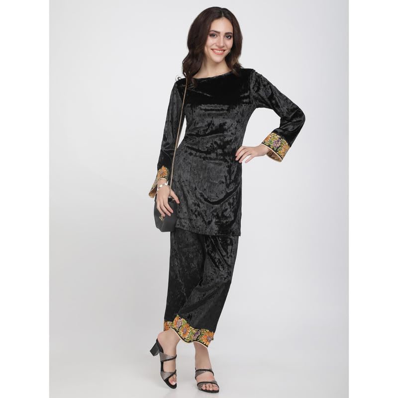 Eayaa Fashion Women's Supersoft Velvet Silk Co-ord Set image 3