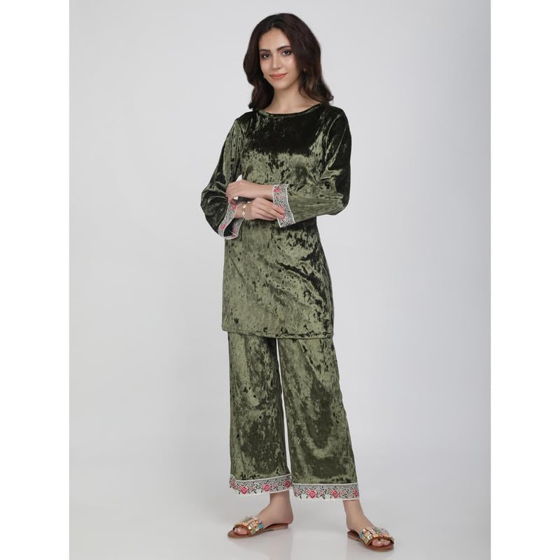 Eayaa Fashion Women's Supersoft Velvet Silk Co-ord Set image 5