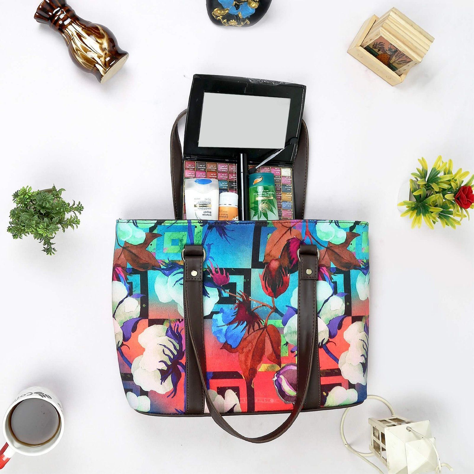 ¬†FLOWER From Center Of Earth Tote Bag