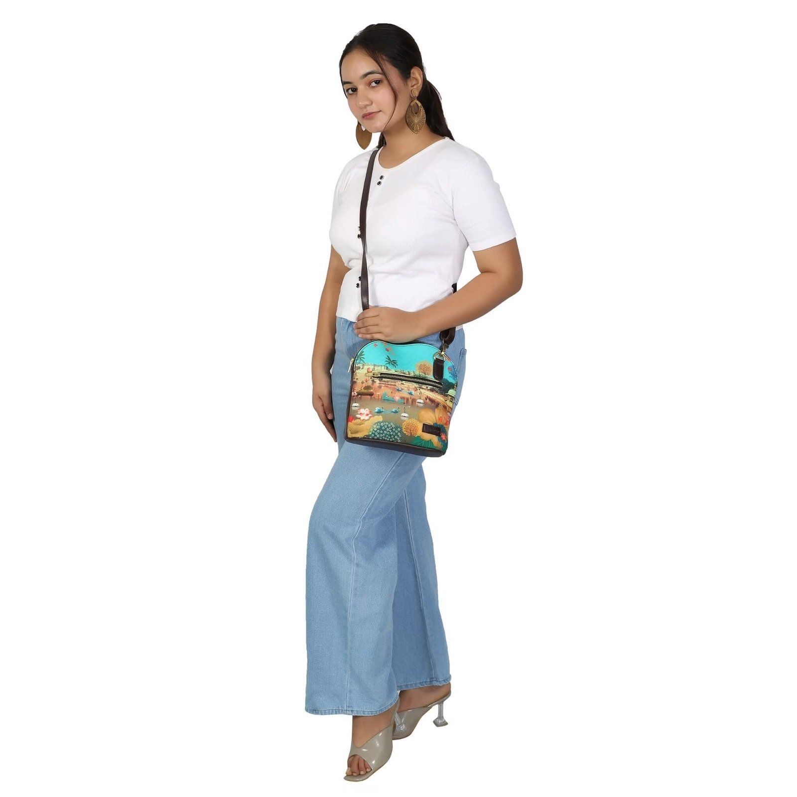 Beautiful Lakeside Handmade Crossbody Bag image 3