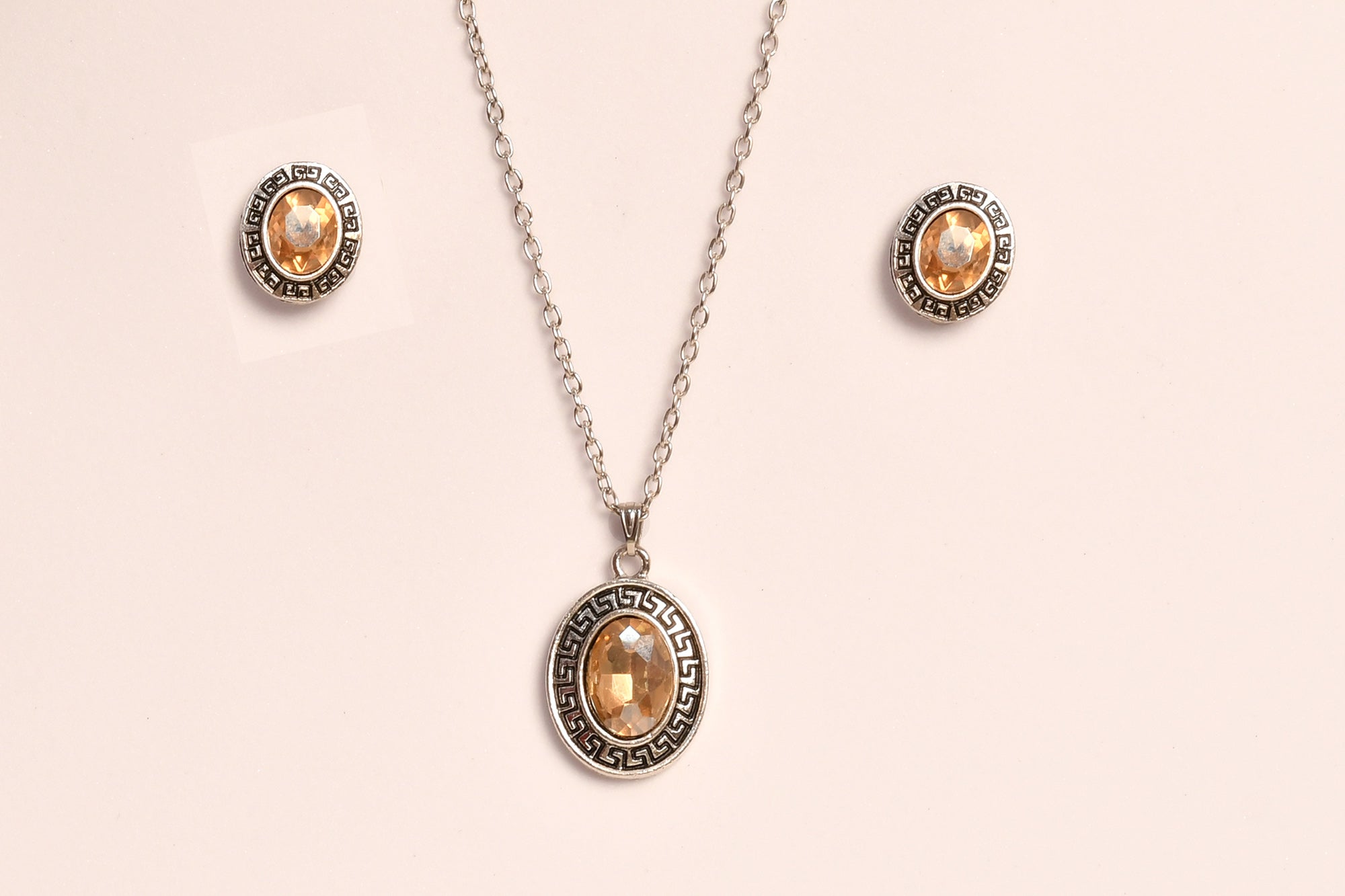 Vintage Poppy Locket Necklace With Studs