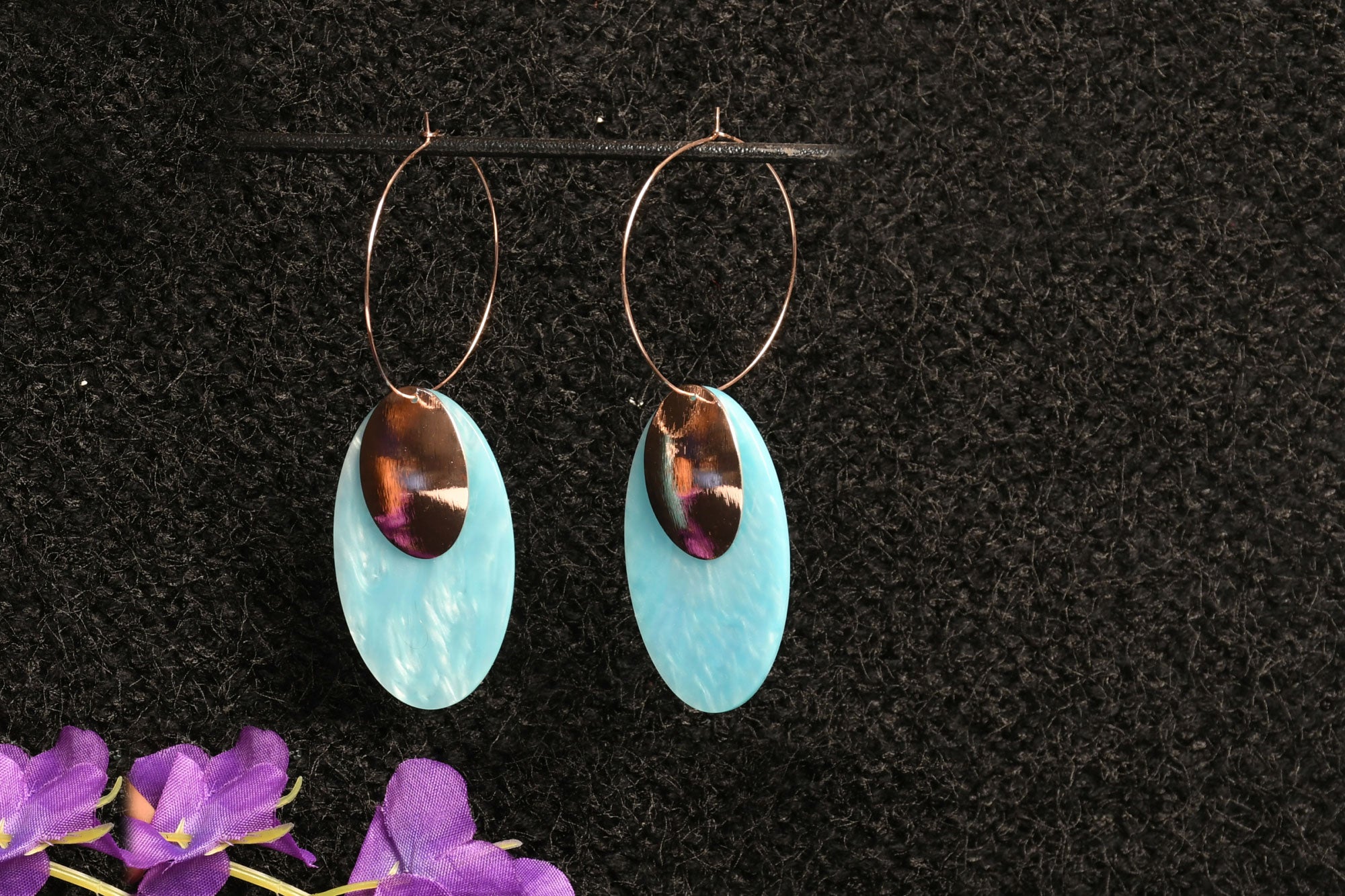 Stylish Oval Shaped Western Earrings