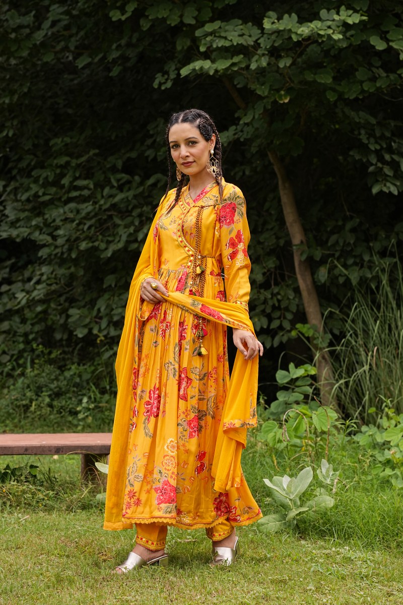 Traditional Anarkali Kurta Set - Yellow image 2