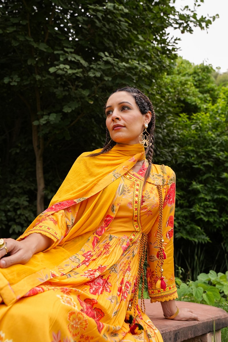 Traditional Anarkali Kurta Set - Yellow image 3