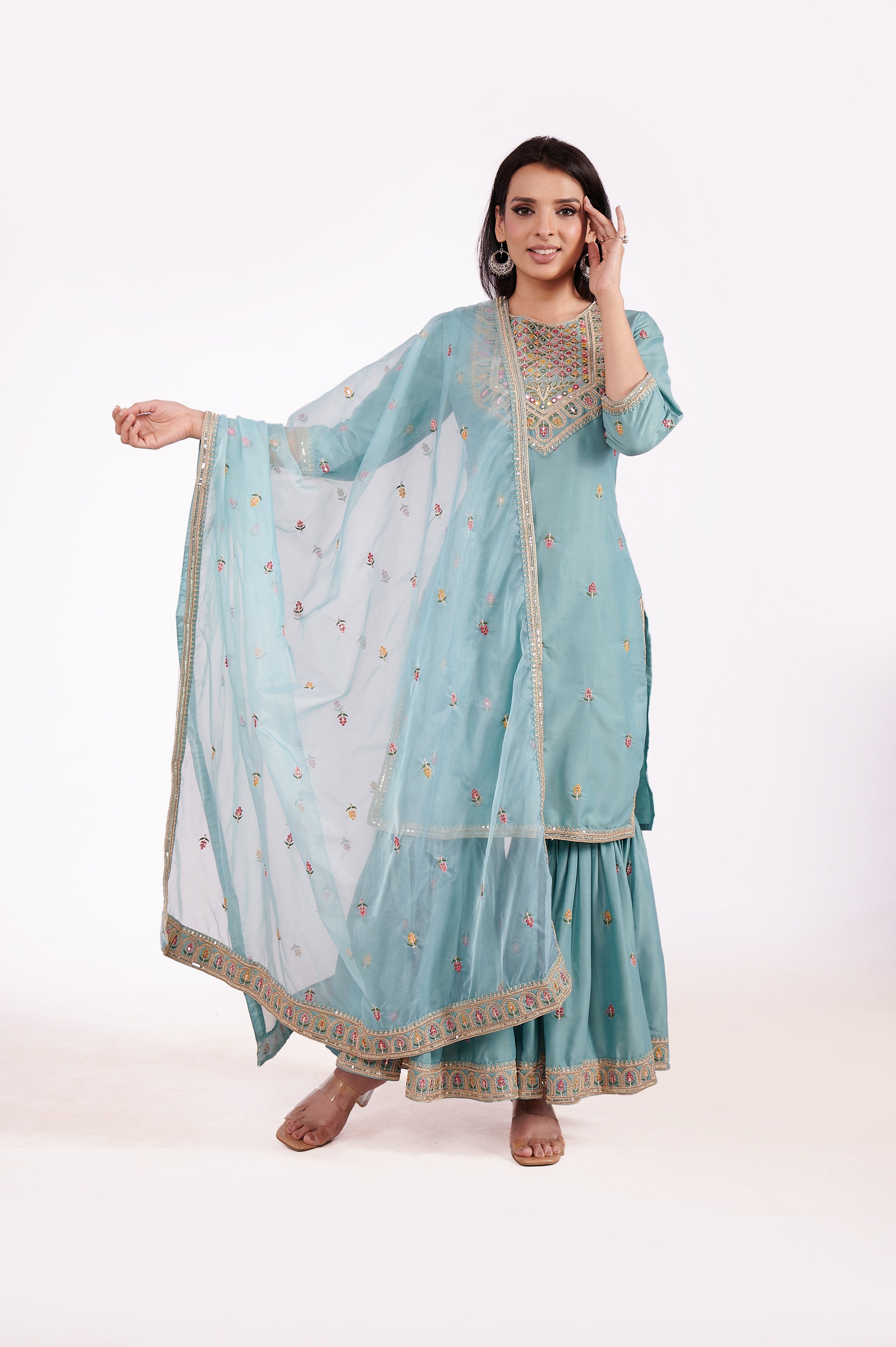 Three-piece Sharara Kurta Set image 2