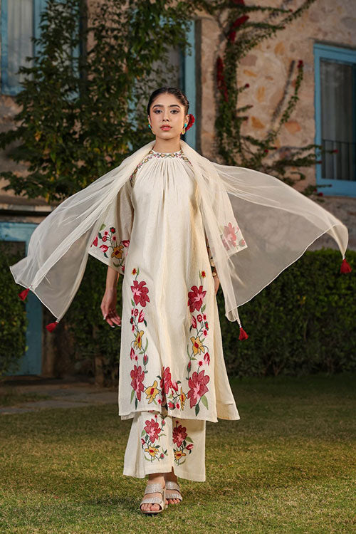 Three-piece Embroidered Kurta Set image 2