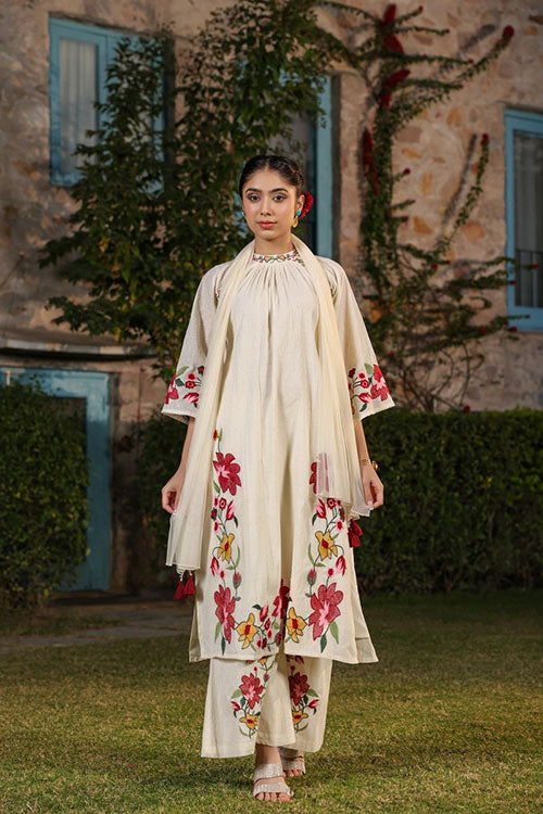 Three-piece Embroidered Kurta Set image 3