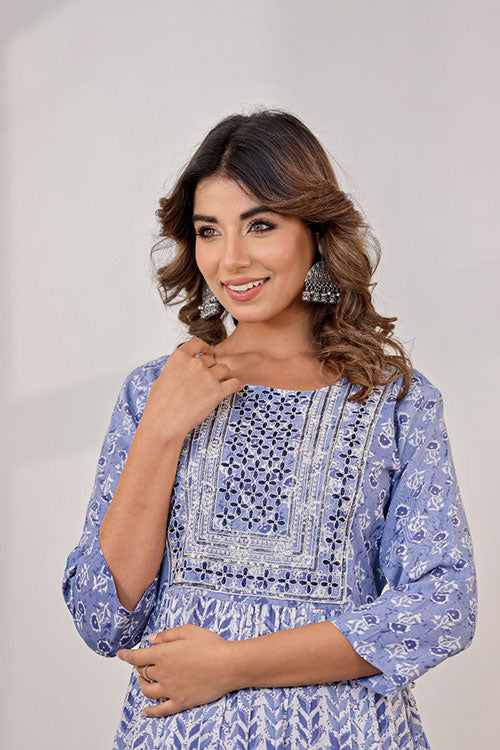 Daywear Long Dress image 2