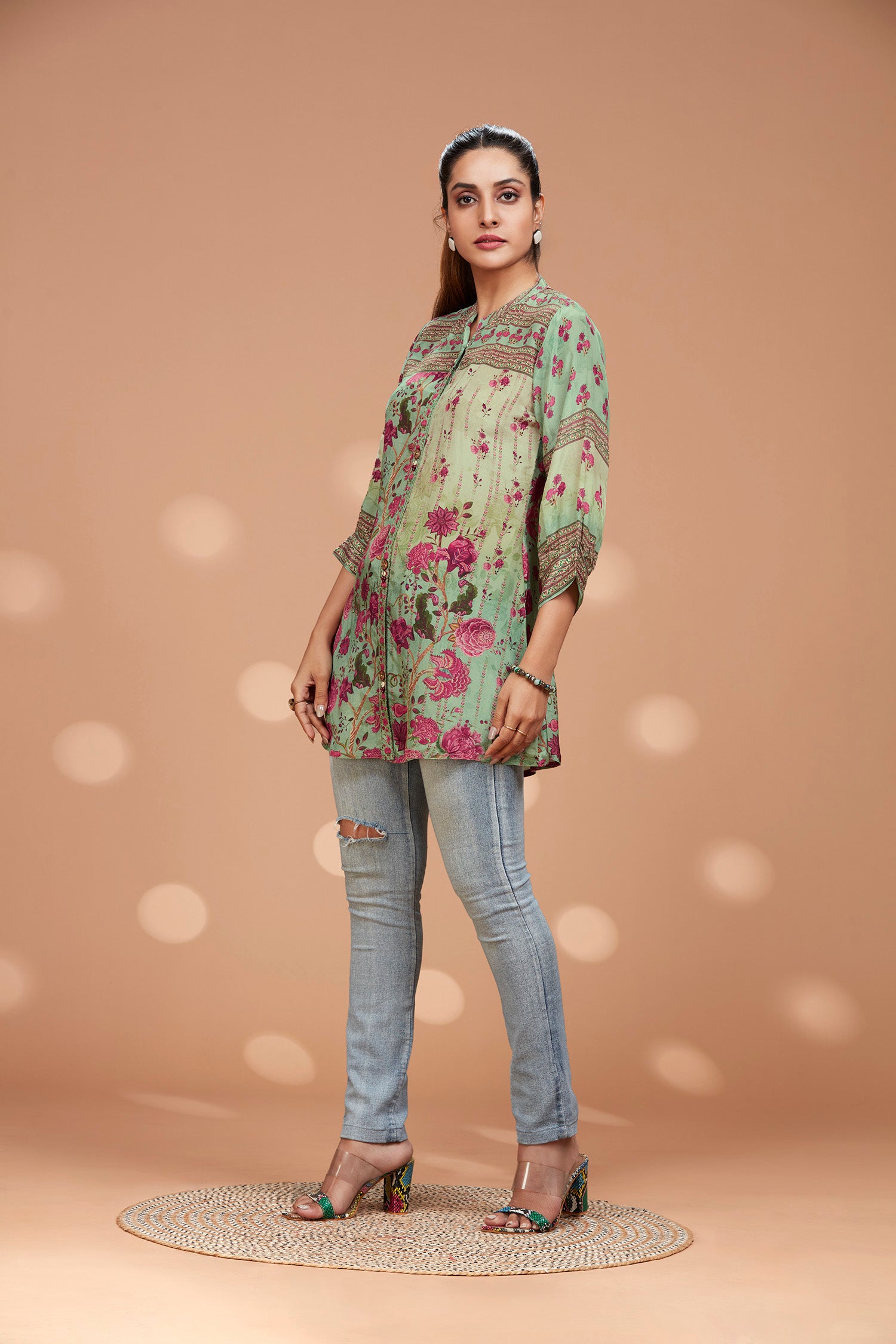 Crepe Floral Shirt With Narrow Cuff image 3