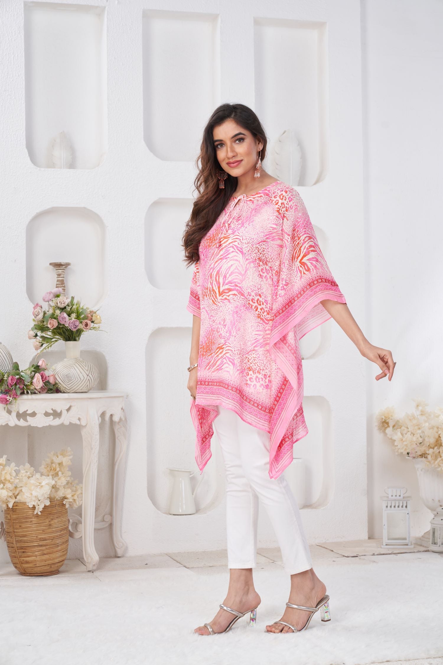 Abstract Viscose Chinon Pink Printed Short Kaftan image 2