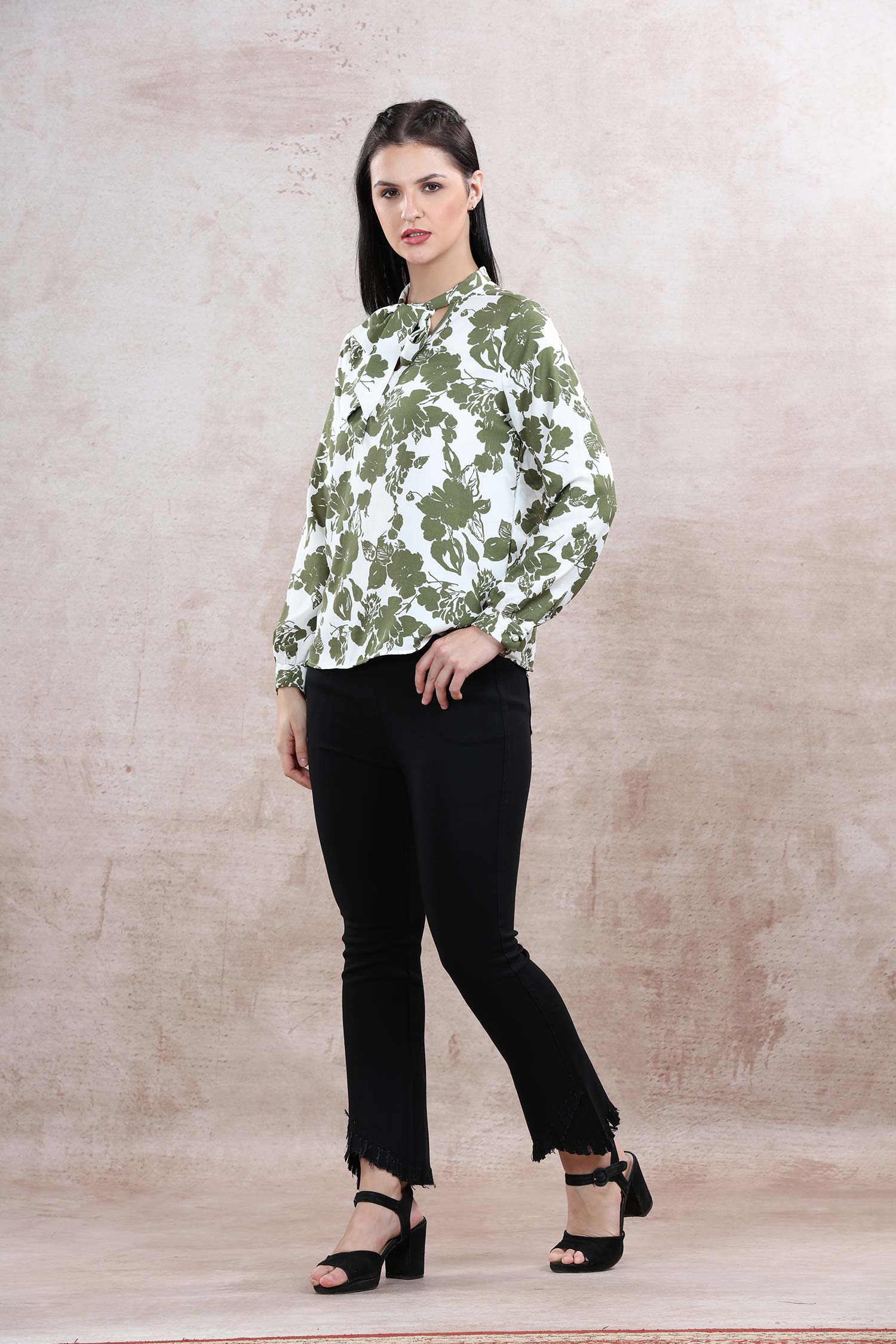 Georgette Front Knot Top image 3
