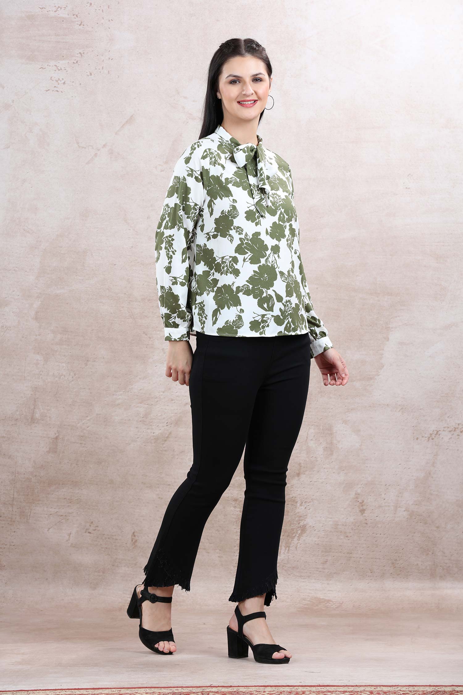 Georgette Front Knot Top image 4