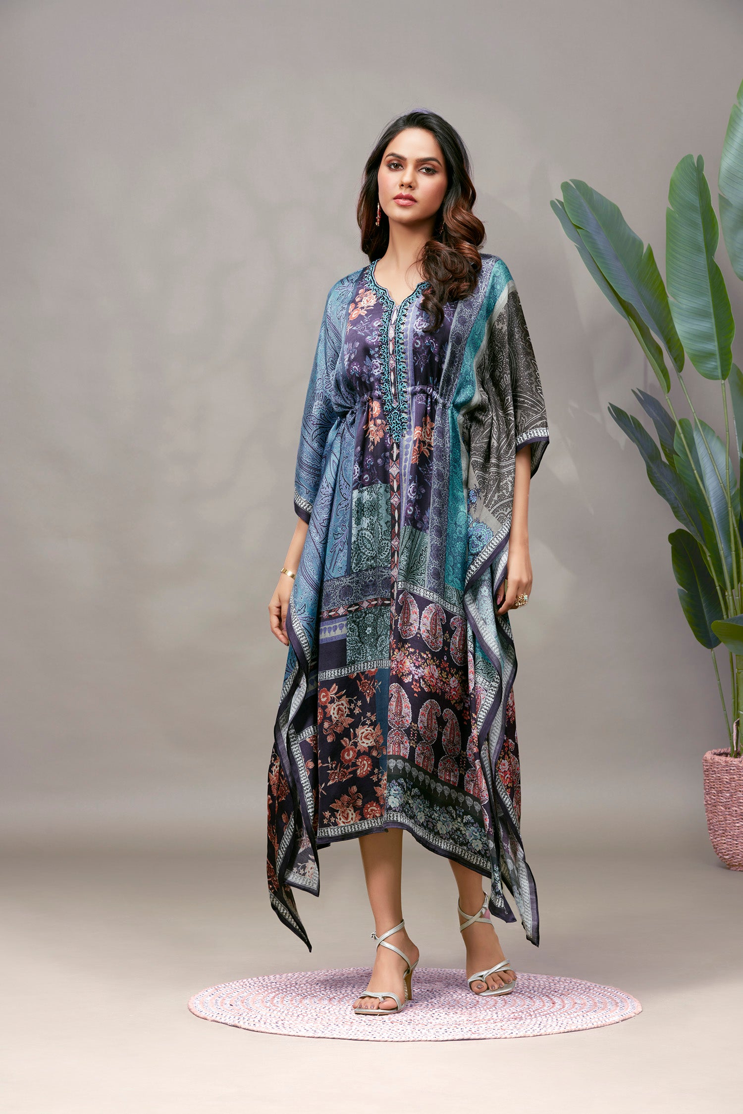 Artful Elegance Gazi Silk Printed Kaftan image 3