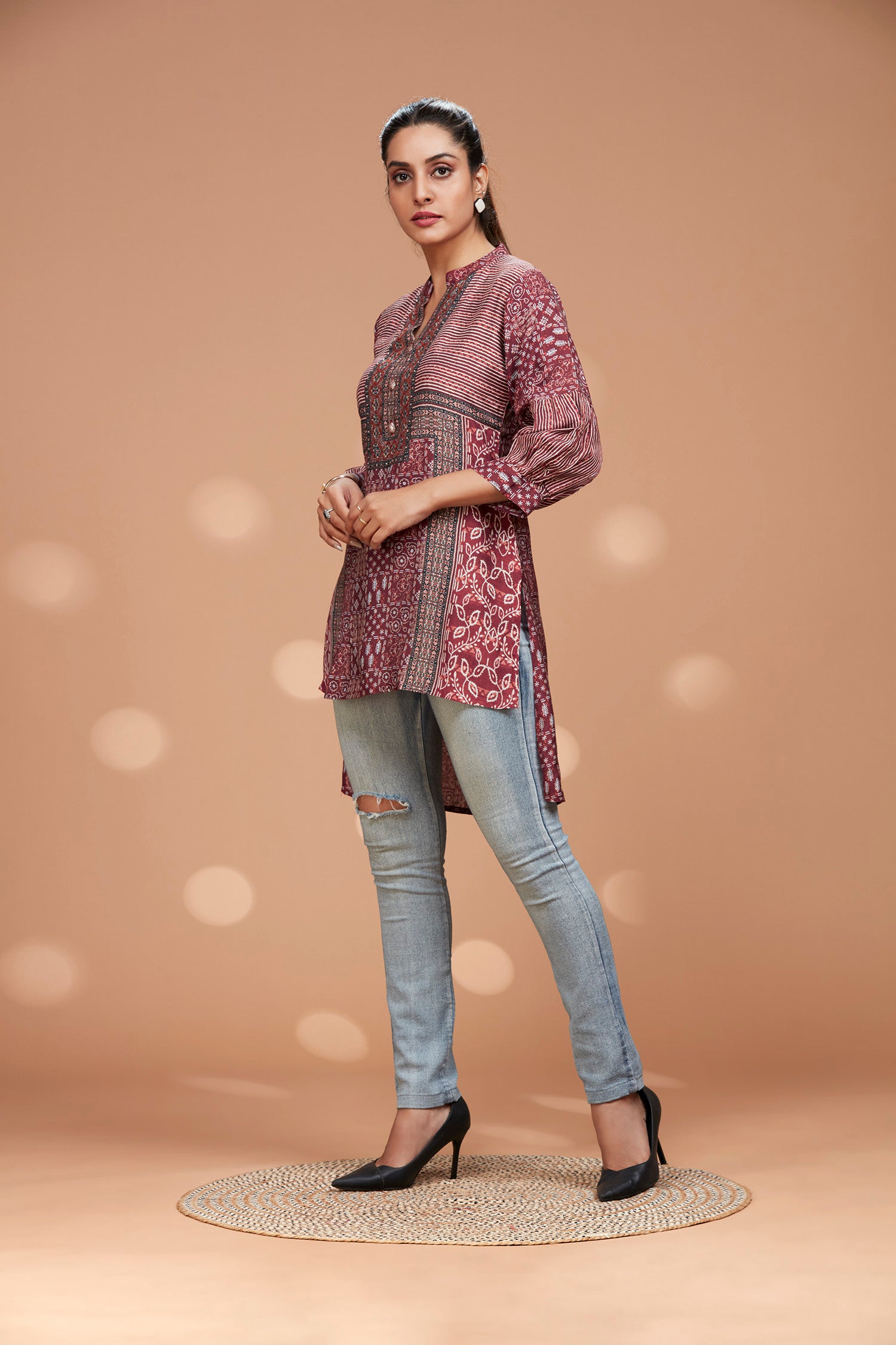 Maroon Muslin High-low Hem Kurti image 3