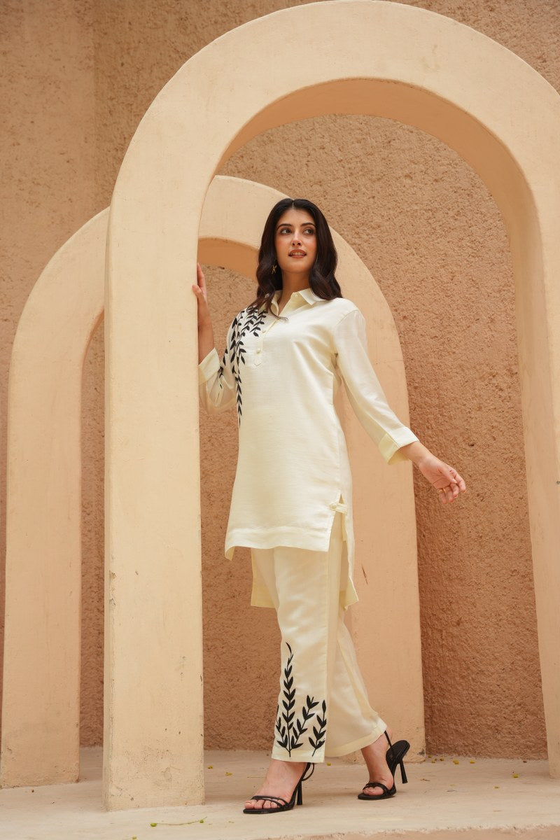 Pure Cotton Embroidered High-low Tunic & Trouser Cord Set - Off White image 3