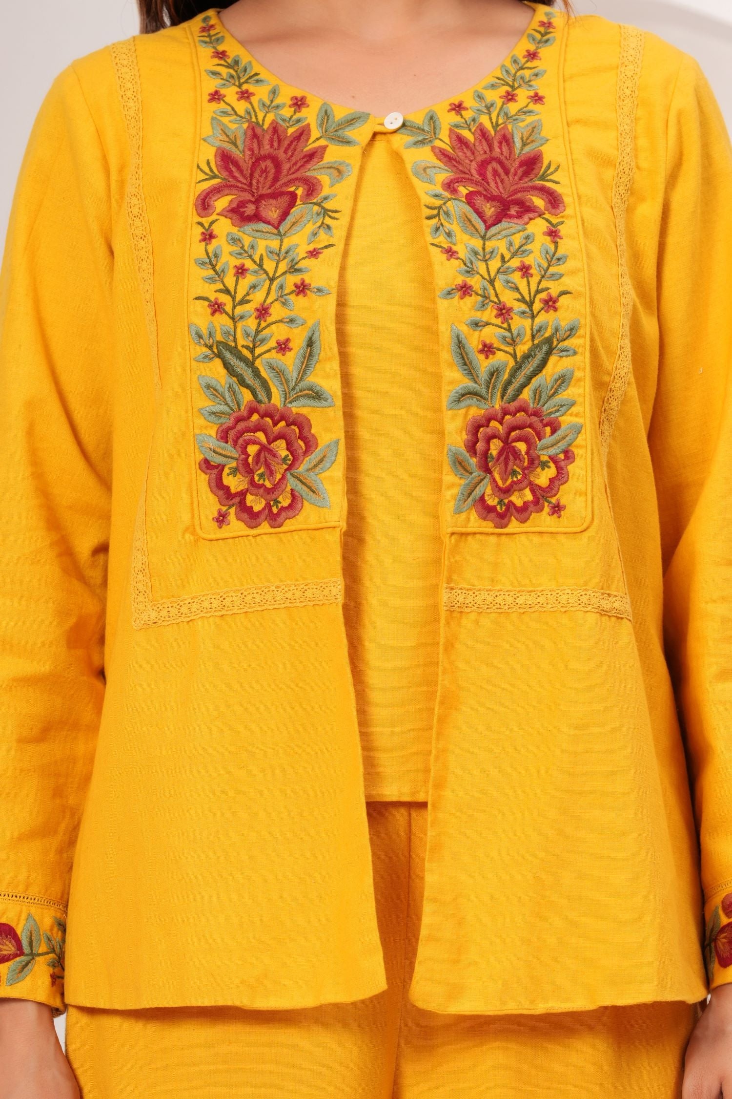 Mustard Three-piece Outfit With Elegant Jacket Style image 2