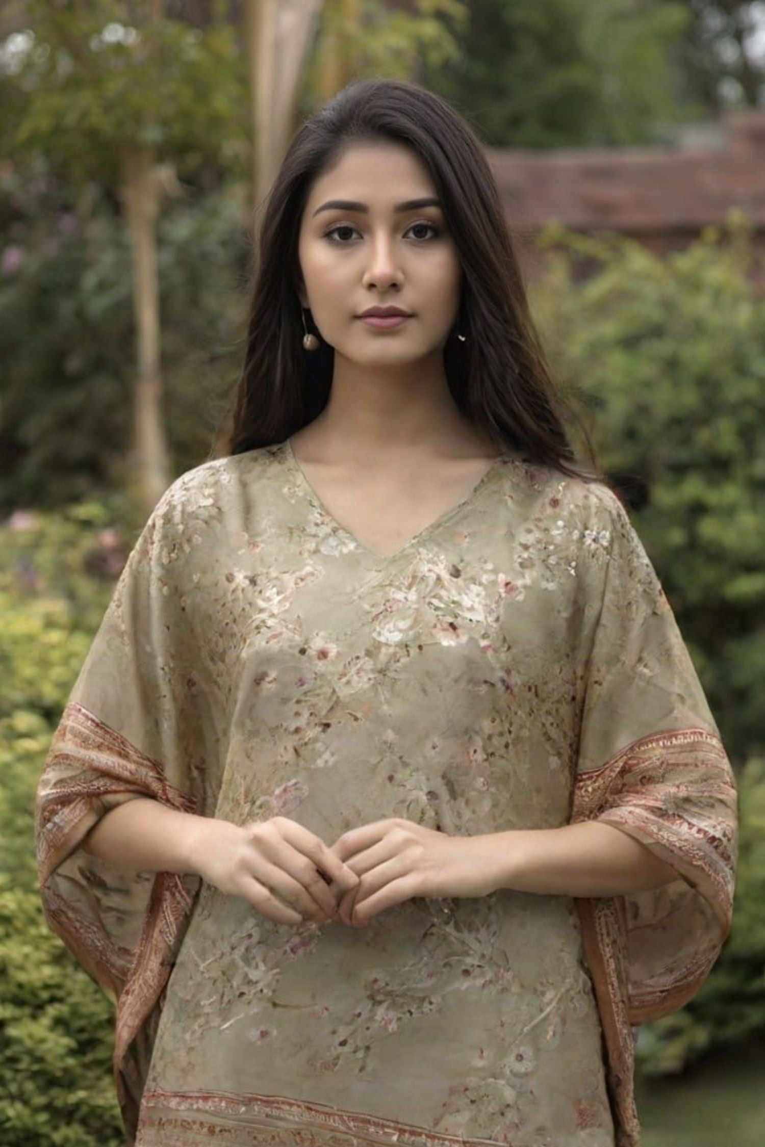 Aura Grey Floral Short Kaftan